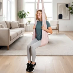 VEVOR Aerial Yoga Hammock, 300 lbs Load Aerial Silk, Yoga Swing with Nylon Fabric, PE Zipper Bag for Parent-Child Interaction, Strengthen Muscles & Improve Practice, Hammock and Swing Combo