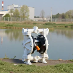 VEVOR Air Operated Double Diaphragm Pump, 4.4 GPM, 1-1/2 inch Inlet & Outlet Pneumatic Waste Oil Transfer Pump, Max 100 PSI, Polypropylene Body, Air-Operated for Diesel, Grease, Kerosene, Gasoline