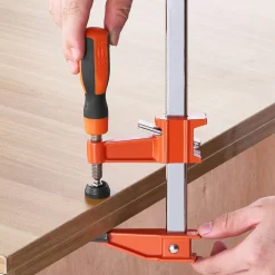 VEVOR Bar Clamps for Woodworking, 2-Pack 24 inch Opening, Lockable F-Clamp with 600 lbs Load Limit, 2-1/2 inch Depth, Cast Iron and Carbon Steel, Easy to Use, Wood Clamps for Woodworking Metal Working