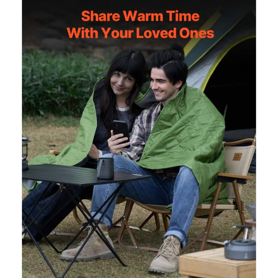 VEVOR Camping Blanket, Large Warm Stadium Blanket, Waterproof & Windproof, 330GSM Polyester Fleece, Flame Retardant, Great for Outdoors, Picnics, Hiking, Sports Events, Travel, 82" x 55", Bicolor