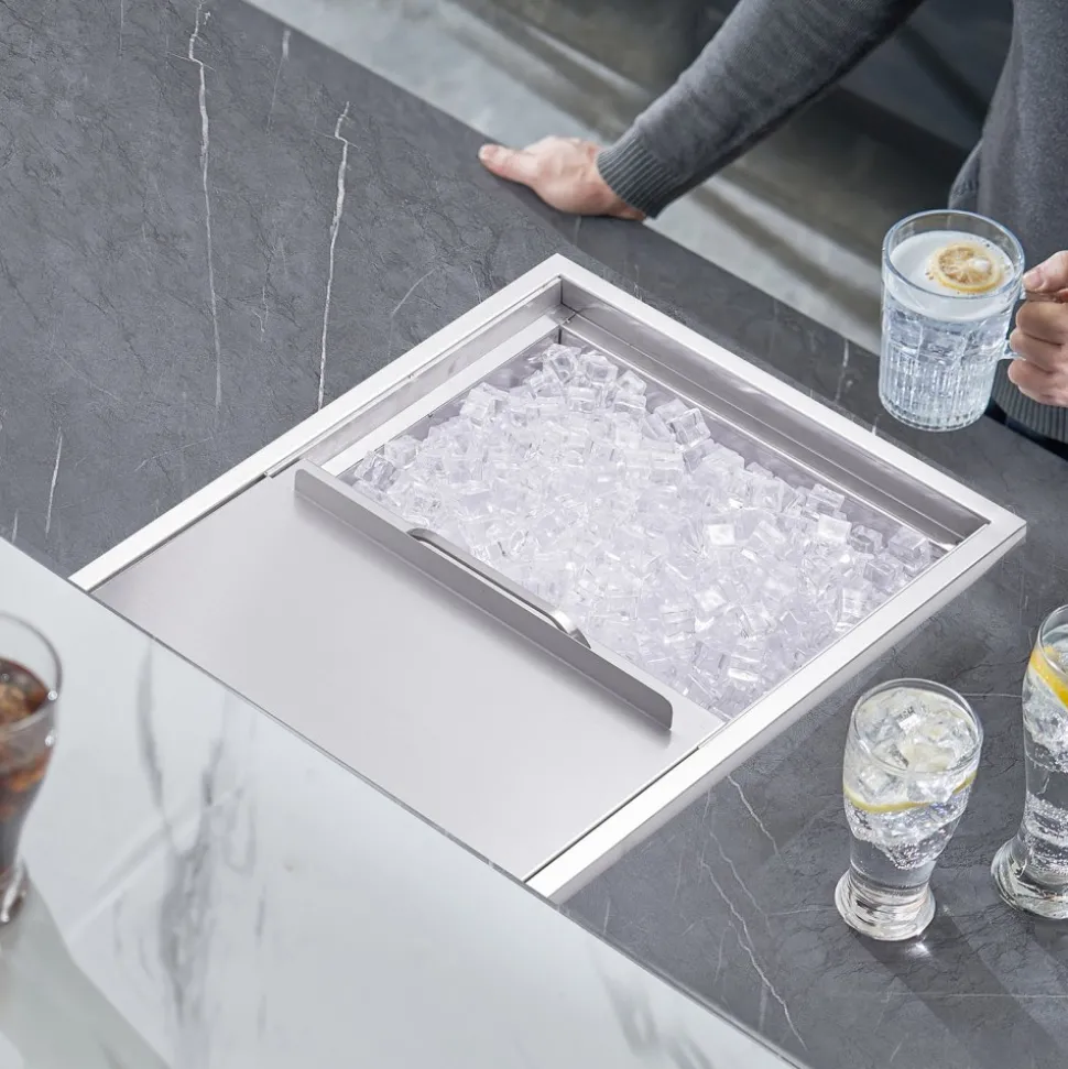 VEVOR Drop in Ice Chest, 24"L x 18"W x 13"H Stainless Steel Ice Cooler, Commercial Ice Bin with Sliding Cover, 40.9 qt Outdoor Kitchen Ice Bar, Drain-pipe and Drain Plug Included, for Cold Wine Beer