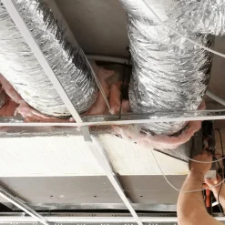 VEVOR Dryer Vent Hose, 6'' Insulated Flexible Duct 25FT Long with 2 Duct Clamps, Heavy-Duty Three Layer Protection for HVAC Heating Cooling Ventilation and Exhaust, R-6.0 Flame Resistance Value