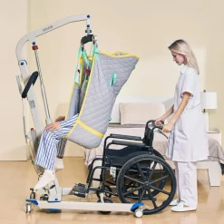 VEVOR Electric Patient Lift, Folding Patient Transfer Lift with U-Shaped Sling, Height & Width Adjustable Medical Transfer Assist with 4 Wheels & Handle Controller for Disabled Bedridden, 400LBS