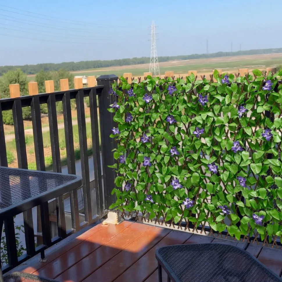 VEVOR Expandable Fence Privacy Screen, 25.5 x 122 in Expand Artificial Plant Wall, Realistic Artificial Ivy Panel with 50 Zip Ties, Decorative Faux Greenery Backdrop Hedges for Balcony Patio Outdoor