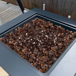 VEVOR Fire Glass, 10 LBS / 4.5 KG High-Temperature Resistant Fireplace Rocks, 1/2-Inch / 12.7 mm Reflective & Smokeless Firepit Glass Rock, High Luster Stone Landscaping for Fire Pit Table, Gold