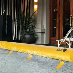 VEVOR Flood Barrier, 24 ft Length x 6 in Height Sandbag Alternative, Water Barrier for Flooding with Great Waterproof Effect, Reusable PVC Water Diversion Tubes, Flood Barriers for Home, Door, Garage