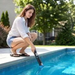 VEVOR Handheld Pool Vacuum, 8.5 GPM Cordless Spa Hot Tub Vacuum with Extension Pole and 2 Brush Heads, 60 Mins Running Time, for Small Debris, Sand, Rechargeable Pool Cleaner for Above Ground Pools