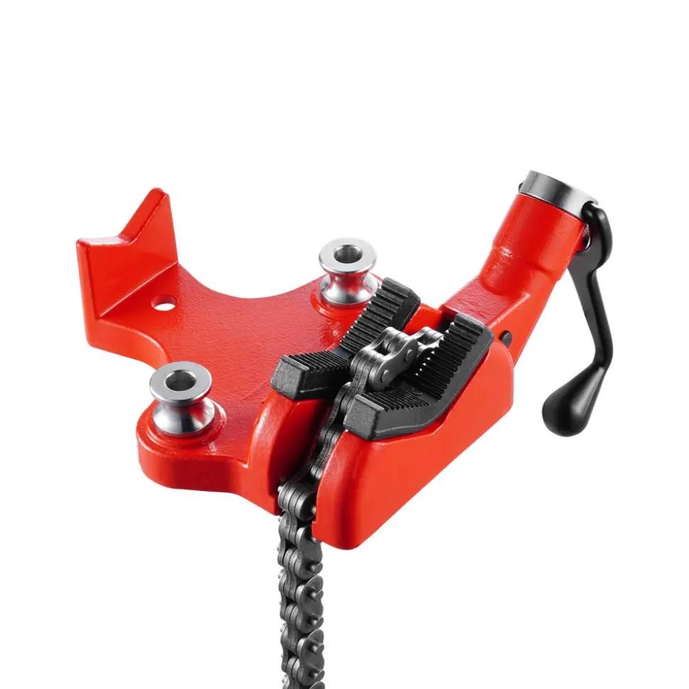 VEVOR Heavy-Duty Pipe Chain Vise, 1/4" - 6" Pipe Capacity, 28" Rugged Chain & Cast Iron Base, Industrial-Grade Pipe Clamping for Plumbing, Automotive Repairs, Metalworking