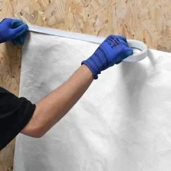 VEVOR House Wrap, 4.5 x 150 ft, 0.13 mm Thick Vapor Barrier, Heavy Duty Plastic Sheeting for Tear-resistant, Drop Cloth Vapor Barrier Covering for Residential & Commercial Construction, White