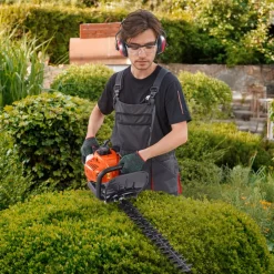 VEVOR 23.2-inch 26CC 2 Cycle Gas Hedge Trimmer, Gas Powered Handheld Hedge Trimmer with Dual Sided Dual Action Blade, 180° Adjustable Trimmer Head, Suitable for Trimming Shrubs, Low Bushes