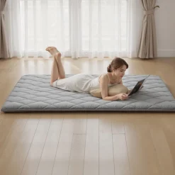 VEVOR Japanese Tatami Mat, Queen Size Foldable Japanese Tatami Mattress, Futon Mattress with Storage Bag & Fastener, 9-Layer Floor Mat for Sleeping, Dormitory, Meditation, Yoga, 80 x 60 x 3.5 in, Gray