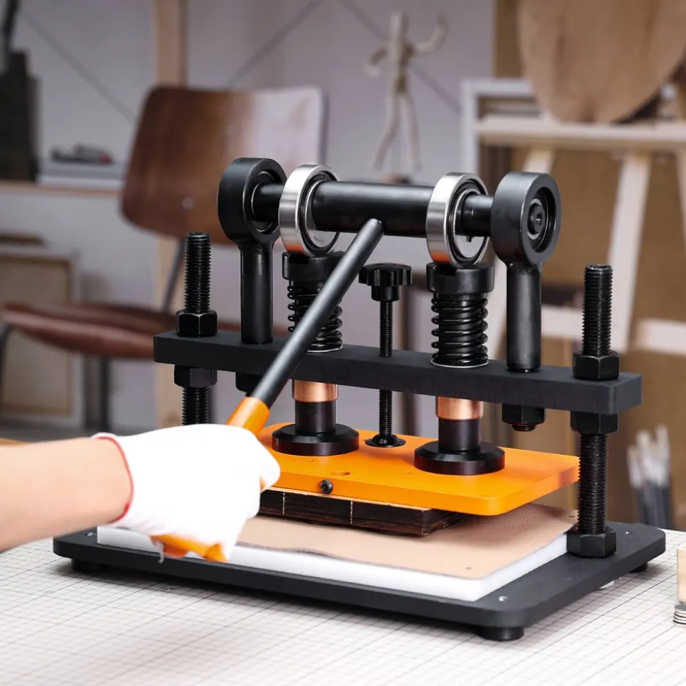 VEVOR Leather Cutting Machine, 10.2 x 5.9 in Embossing Plate Manual Die Cutter, 0.47 in Pressure Stroke Dual Guide Shafts Die Cut Machine, Leather Embossing Machine for Various of Materials