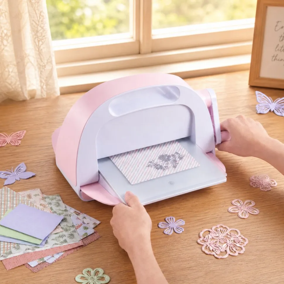 VEVOR Manual Die Cutting and Embossing Machine, 9" Opening, Portable Die Cut Machine Set with Cutting Dies, Embossing Folders, Paper Sheets, Cutting Plates, for Scrapbooking, Card Making, Crafting