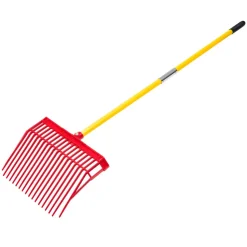 VEVOR Manure Fork, 18 Angled Tines, Horse Manure Rake with Long Fiberglass Handle, 61 in Durable Plastic Pitchfork Muck Rake Tool for Gardening Horse Stall Stable Grass Hay Cleaning Farm Work