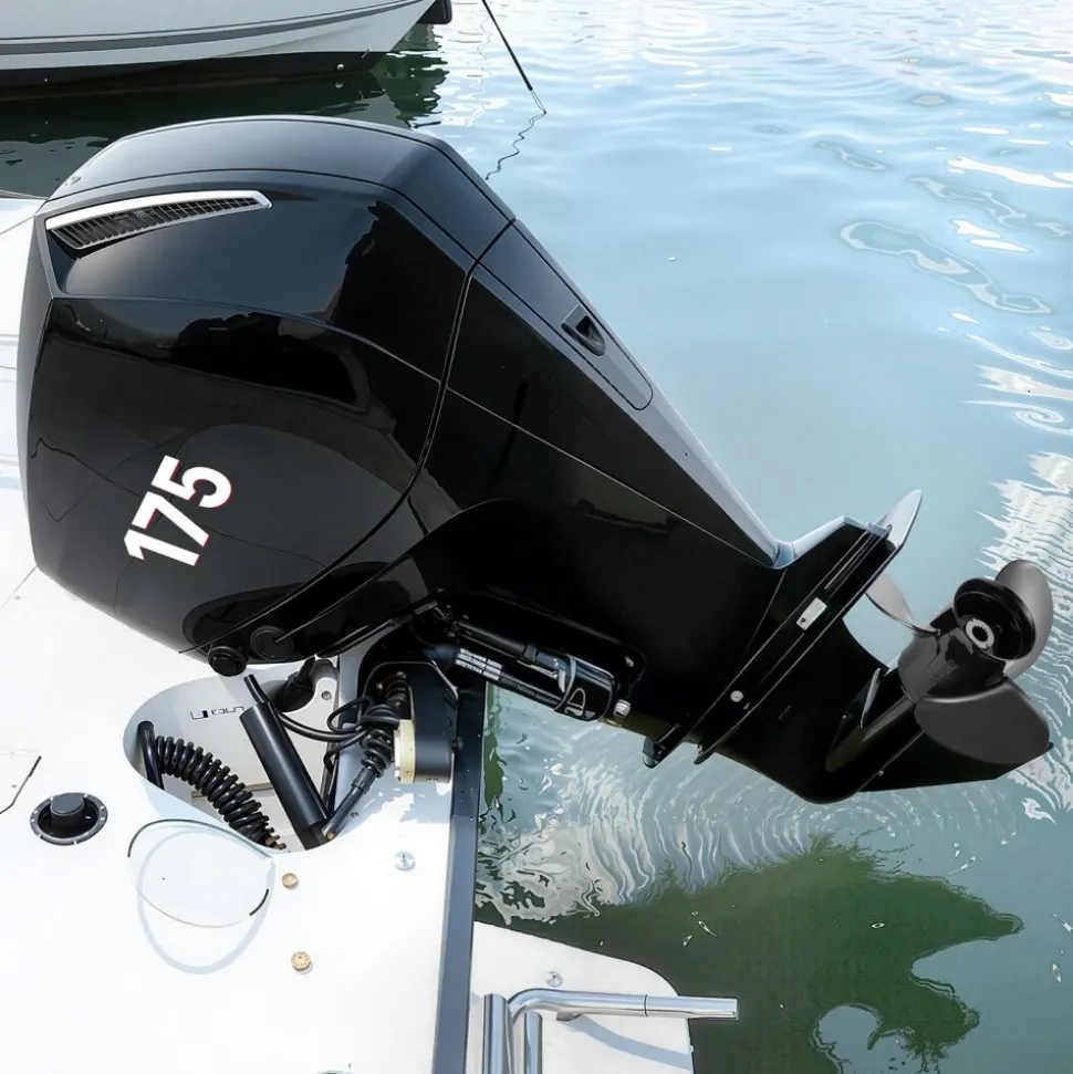 VEVOR Outboard Propeller, Upgrade OEM 15 Spline Tooth Aluminum Outboard Boat Propeller Fit Mercury/Mariner Engines 135-300 HP, 4-3/4" Gearcase, 3-Blade, RH (Right Hand Rotation), OEM No. 48-832830A45