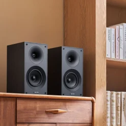 VEVOR Passive Bookshelf Speaker, 300W, Book Shelf Stereo Speakers with 5.25-Inch Woofer and 1-Inch Tweeter, Detachable Grille, 65Hz-20KHz Frequency Response, Wooden Enclosure, for Home Theater (1 Pair)