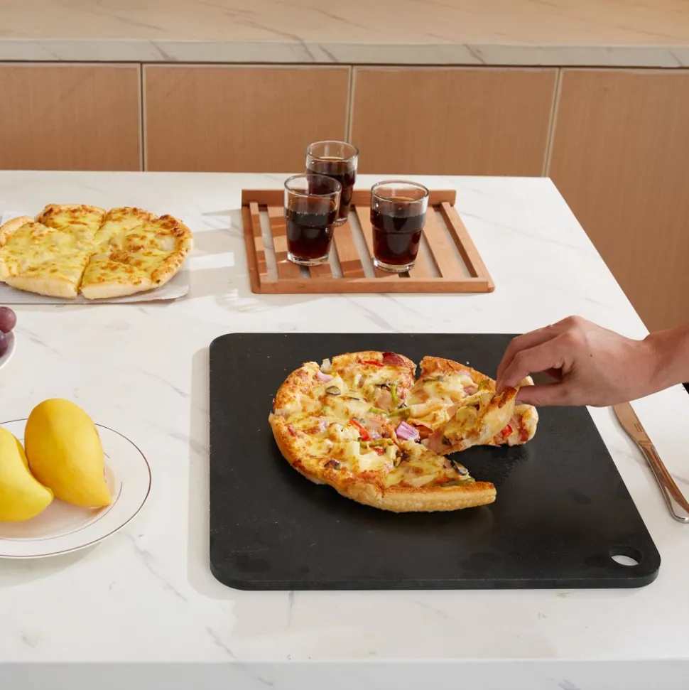 VEVOR Pizza Steel, 16" x 14.5" x 1/4" Pizza Steel Plate for Oven, Pre-Seasoned Carbon Steel Pizza Baking Stone with 20X Higher Conductivity, Heavy Duty Pizza Pan for Outdoor Grill, Indoor Oven