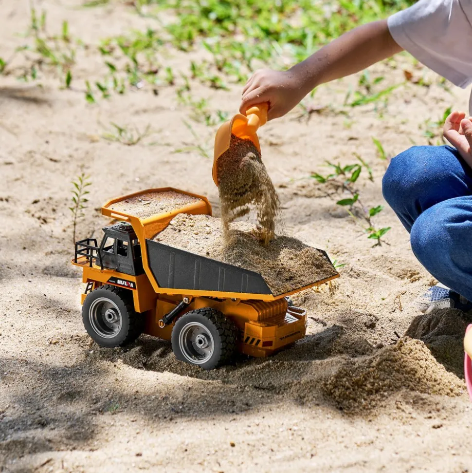 VEVOR RC Dump Truck Toy, 9-Channel 1:18 Scale, Remote Control Dump Truck RC Construction Vehicle Truck Toy with Metal Bed & Light, 2 Rechargeable Batteries for Toddlers Kids Boys and Girls Age 8+