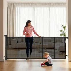 VEVOR Retractable Baby Gate, Extends to 122 inch Extra Wide, 31.3 inch Tall, with Reinforced Fiberglass Strips, Avoids Crawling Through, Mesh Dog Gate for Decks, Doorways, Garages, Indoor, Black