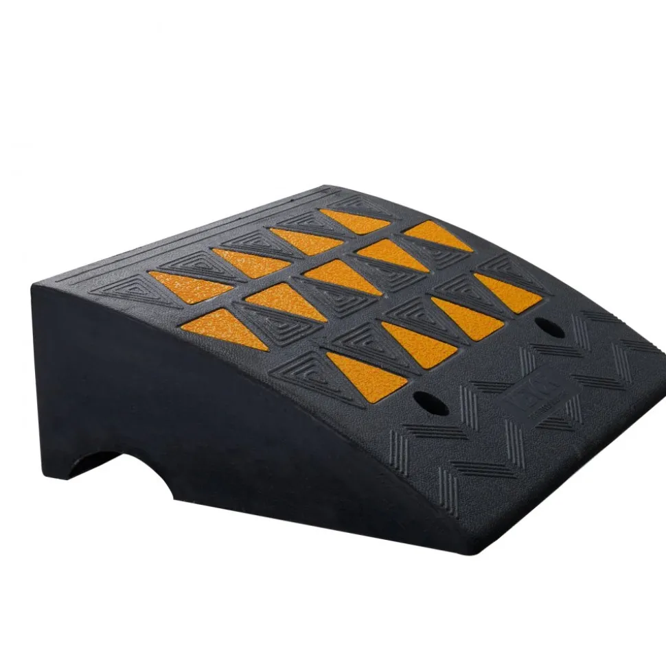 VEVOR Rubber Curb Ramp 6" Rise Height Sidewalk Curb Ramp, 14.6" Width 19.3" Length Driveway Ramp for Curb, 15T Heavy Duty Rubber Ramp for Forklifts, Trucks, Buses, Cars, Wheelchairs, Bikes