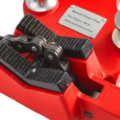 VEVOR Screw Bench Chain Vise 1/8 to 5-Inch Pipe Capacity, Heavy Duty Bench Chain Pipe Vise with Crank Handle, Neoprene-Coated Jaw, Cast Iron Material Ideal for a Variety of Pipes