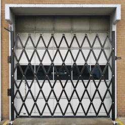 VEVOR Single Folding Security Gate, 7 ft H x 7 ft W Folding Door Gate, Steel Accordion Security Gate, Flexible Expanding Security Gate, 360° Rolling Barricade Gate, Scissor Gate/Door with Padlock