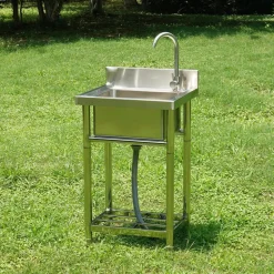 VEVOR Stainless Steel Utility Sink, 1 Compartment Free Standing Small Sink Include Faucet & legs, 16 x 13 x 8.7 in Commercial Single Bowl Sinks for Garage, Restaurant, Kitchen, Laundry