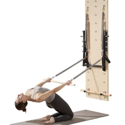 VEVOR Wall Mounted Pilates Reformer Machine, Maple Wood Pilates Springboard, Exercise Equipment with Resistance Springs, Yoga Fitness Trainer, Suitable for Flexibility Balance, Home Gym Studio Workout