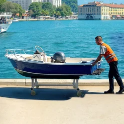 VEVOR Watercraft PWC Dolly, 1800 lbs Load Capacity, Jet Ski Stand PWC Cart for Moving Watercraft, Fixed Bunk with 4 Casters & 2 Brakes, Heavy-Duty Jet Ski Cart for Kayaks, Hovercrafts, Speedboats